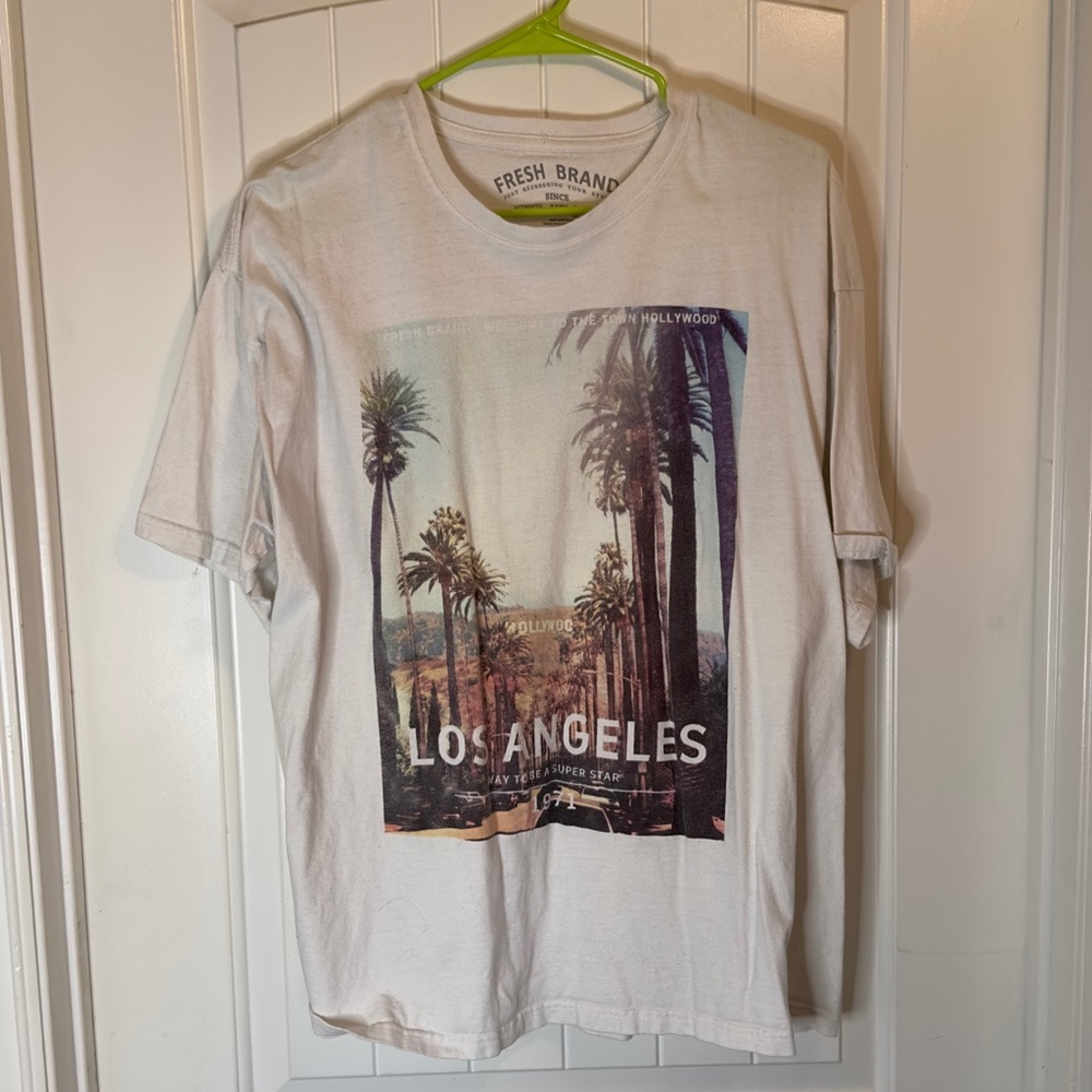Fresh Brand Los Angeles Hollywood White Graphic T-Shirt Men’s Size XL X-Large